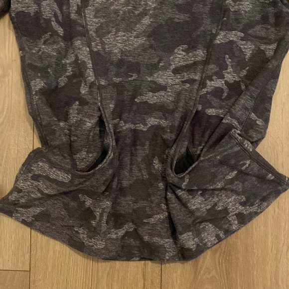 Lululemon | On Repeat Rulu Hoodie | Incognito Camo HTR Black | Size 8 - Picture 7 of 11